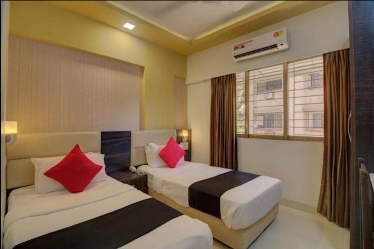 Hotel Galaxy Comforts Bombay Exterior foto